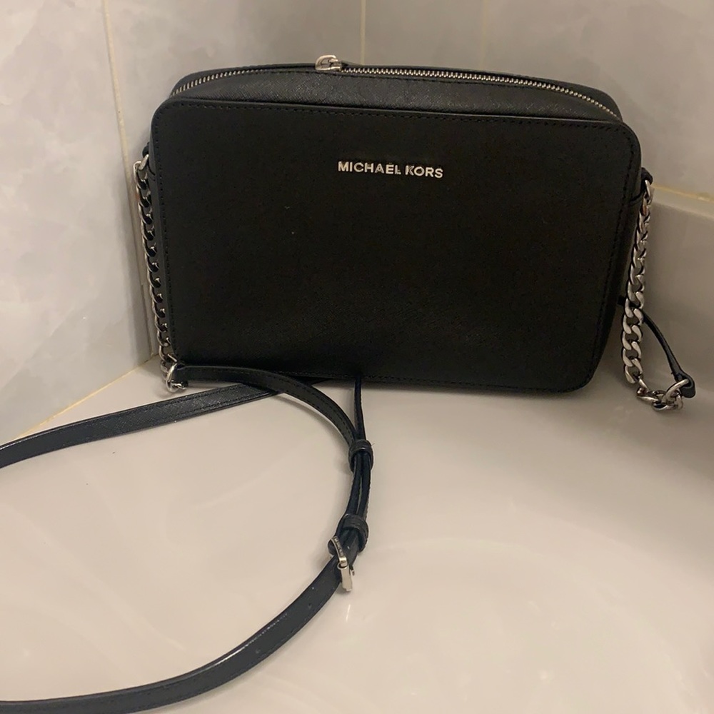 MICHAEL KORS CROSSBODY